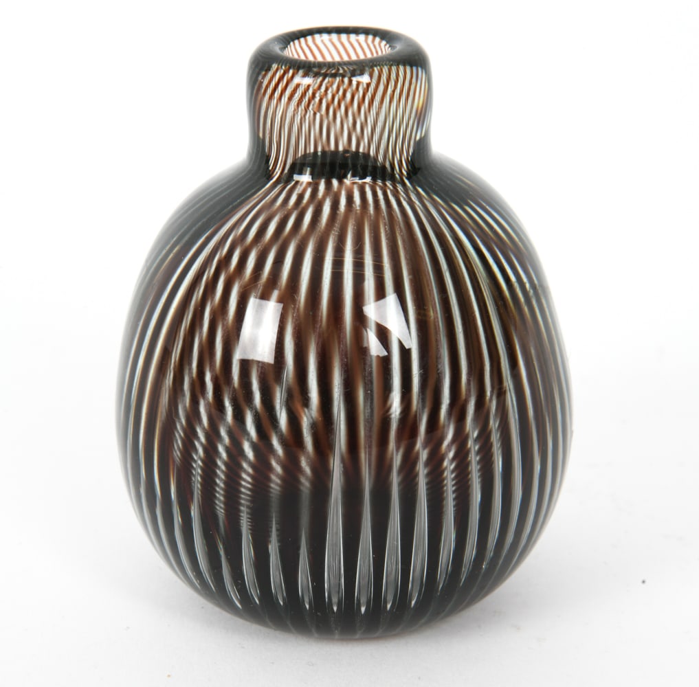 EDVIN OHRSTROM FOR ORREFORS "ARIEL" GLASS VASE (1 of 6)