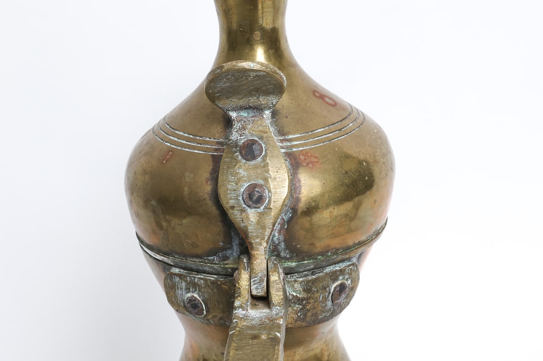 DECORATIVE BRASS GROUPING - 17