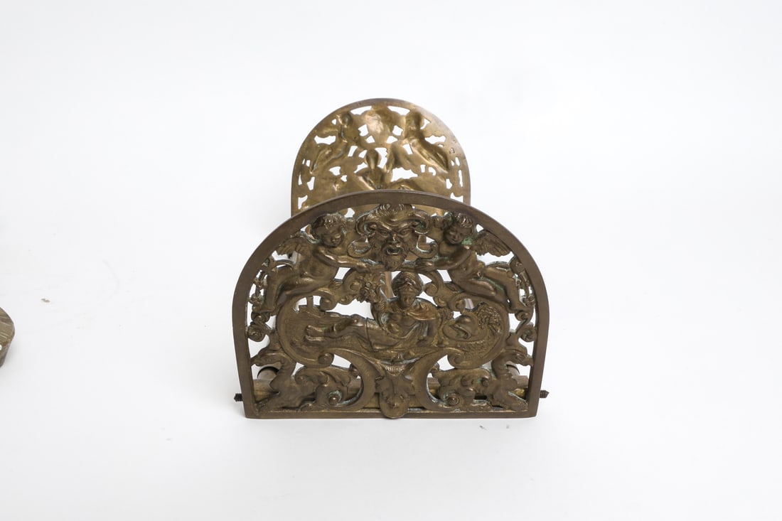 DECORATIVE BRASS GROUPING - 19