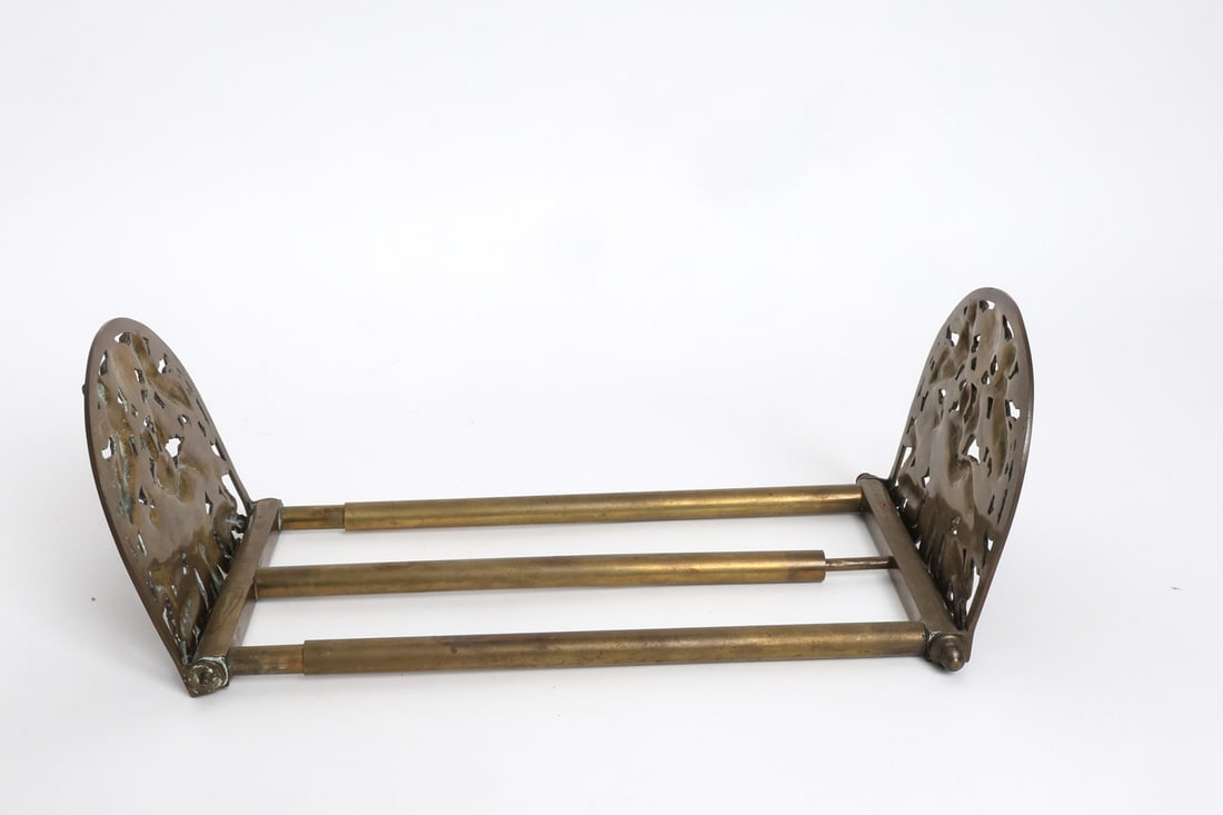 DECORATIVE BRASS GROUPING - 20