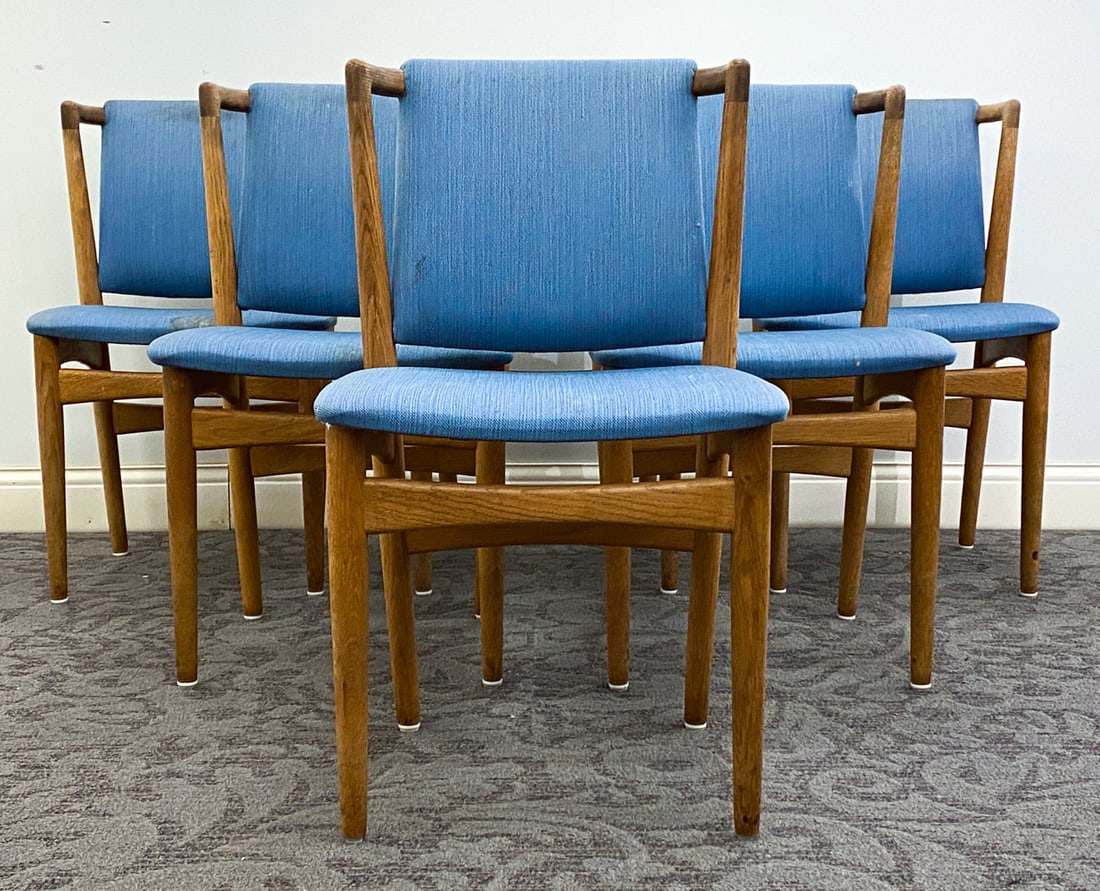 (6) SLAGELSE MODEL 171 DANISH OAK DINING CHAIRS: Oak frames with blue upholstery. Apparently unmarked. Denmark, circa 1960s. Dimensions: H 33.5" x W 19.25" x D 17.5" x SH 18.25". Condition: Discolored and faded areas. Scuffs and dings to wood. Wear 