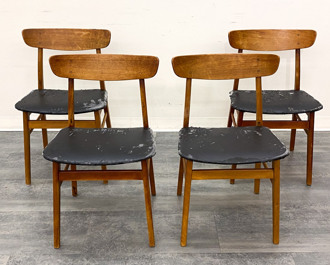 (4) FARSTRUP TEAK DINING CHAIRS FOR REUPHOLSTERY: Apparently unmarked. Dimensions: H 30.25" x W 19.25" x D 16" x SH 17.5" Condition: Tears and losses to seats. Sun fading, watermarks, dings, wear consistent with age and use.