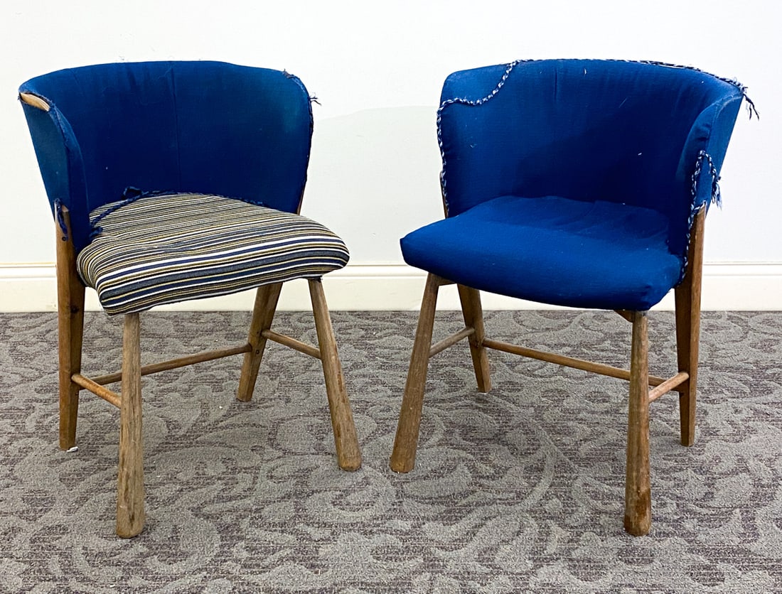 PAIR OF SCANDINAVIAN COCKTAIL CHAIRS C. 1960S: (2) Cocktail chairs with blue patterned upholstery. Oak legs. Scandinavian, circa 1960s. Dimensions: H 29.5" x W 21" x D 22" x SH 18.5". Condition: Scuffs, scratches, and dings to legs. Loose trim. He
