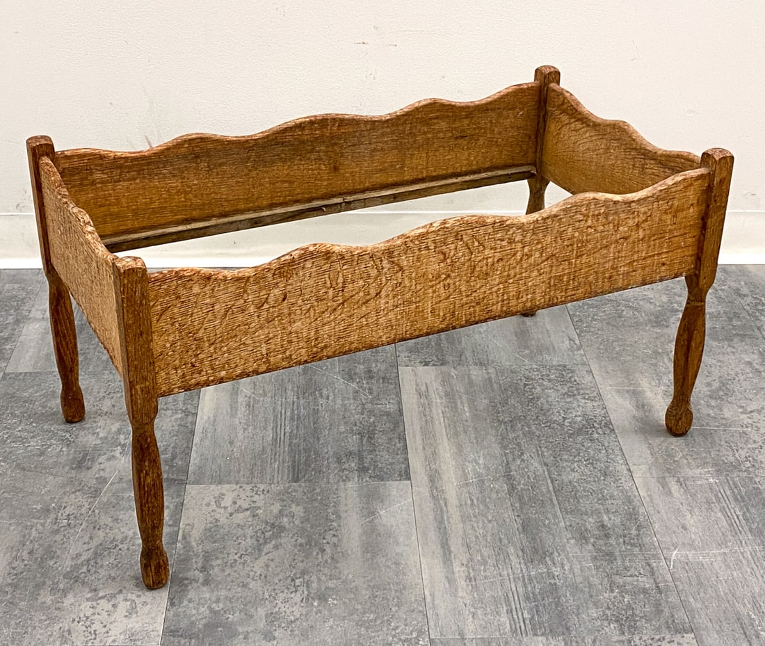 MID-CENTURY DANISH OAK PLANTER (1 of 10)