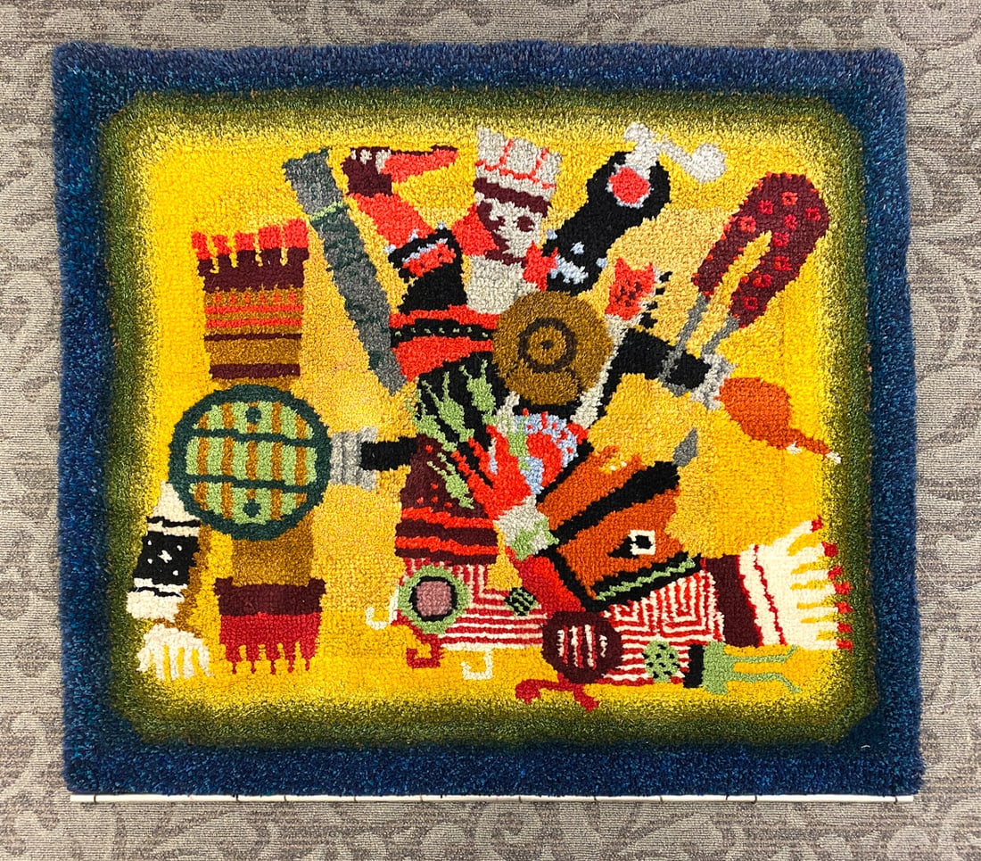 VINTAGE PICTORIAL SHAG WOOL RUG: Dimensions: H 48.75" x W 54" Condition: Spots of soiling.