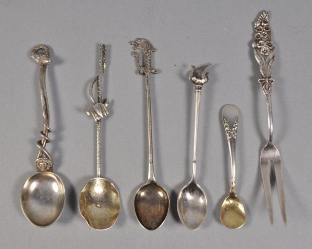 GROUP OF UNIQUE SMALL SILVER SPOONS