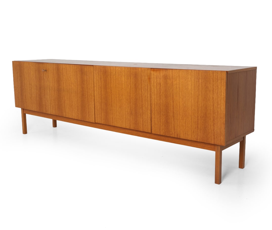 VODDER STYLE DANISH TEAK SIDEBOARD C. 1970S (1 of 20)