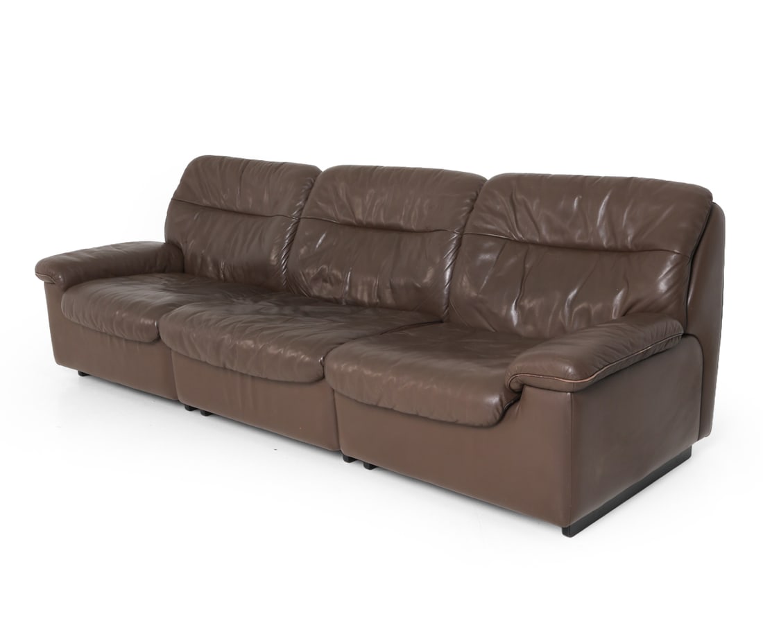 DE SEDE DS-66 SWISS LEATHER SOFA C. 1970S (1 of 19)