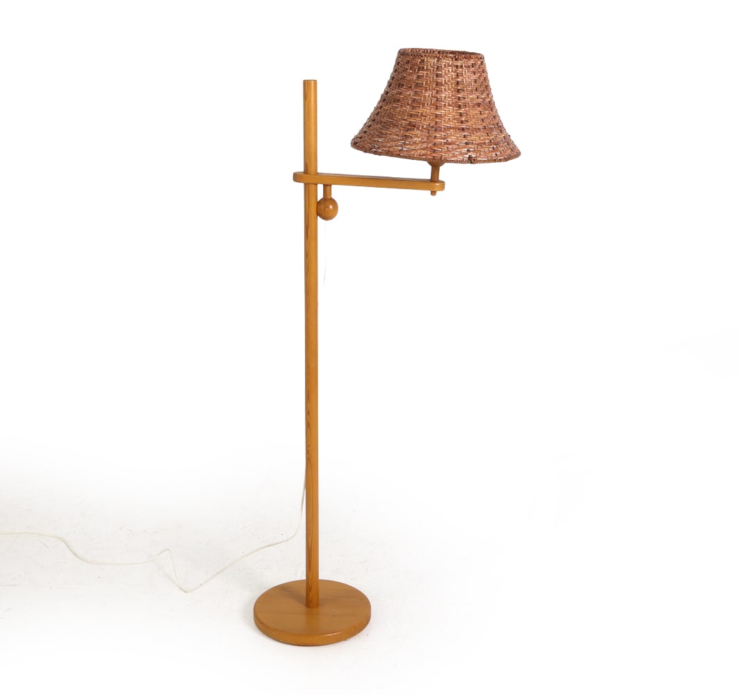 CARL MALMSTEN SWEDISH PINE FLOOR LAMP C. 1970S (1 of 14)