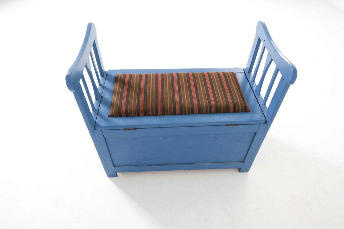 SWEDISH PAINTED PINE BENCH C. 1930S - 13
