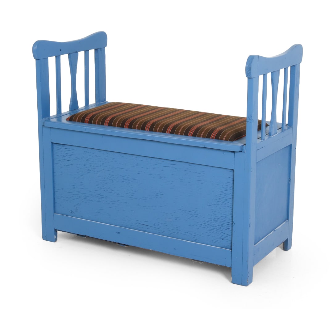 SWEDISH PAINTED PINE BENCH C. 1930S (1 of 15)