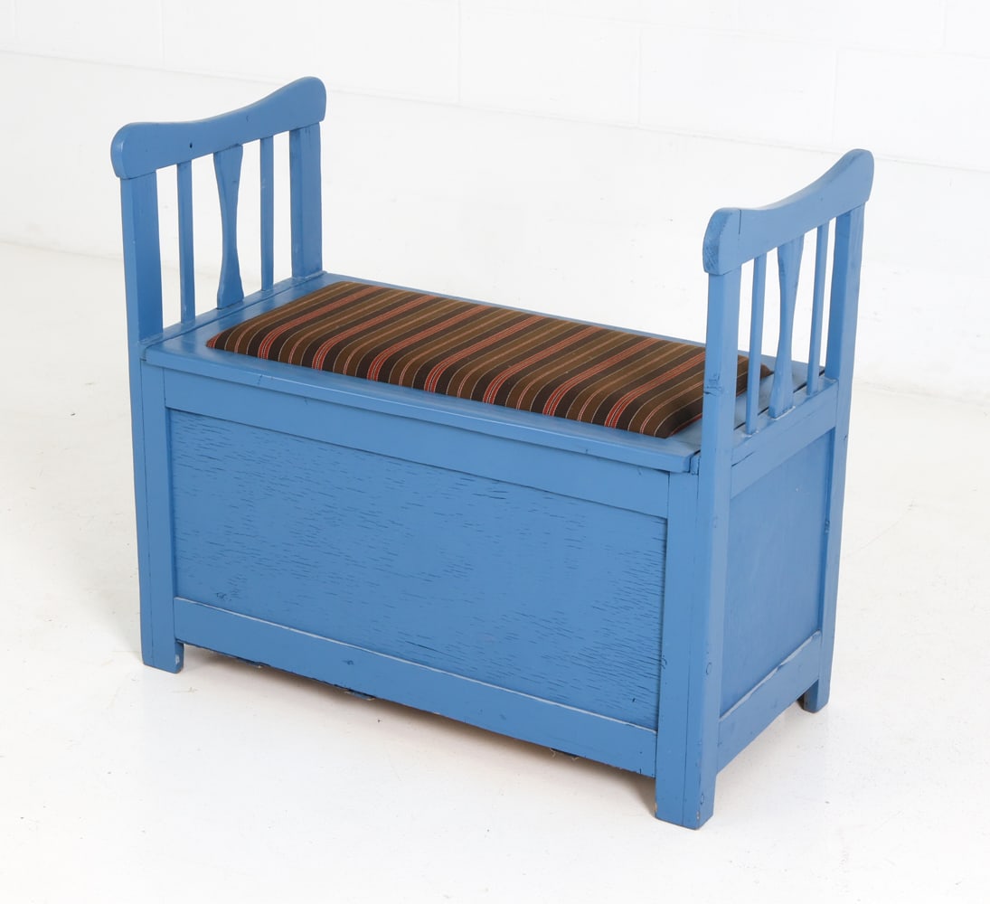 SWEDISH PAINTED PINE BENCH C. 1930S - 2