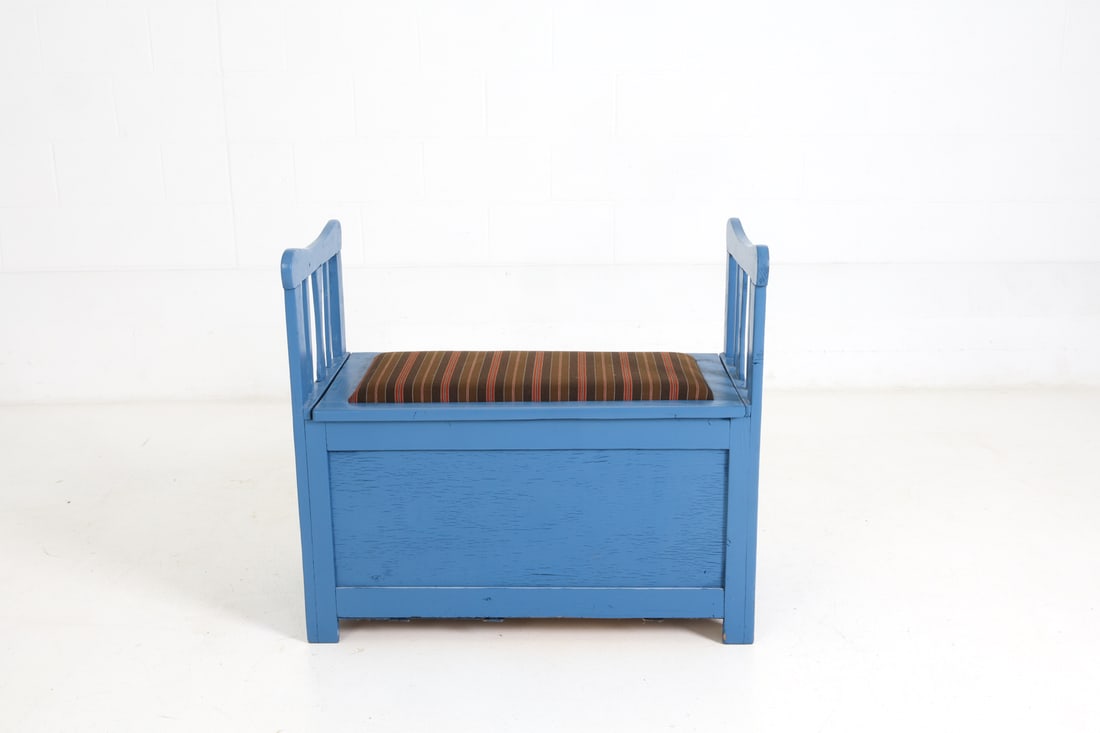 SWEDISH PAINTED PINE BENCH C. 1930S - 3