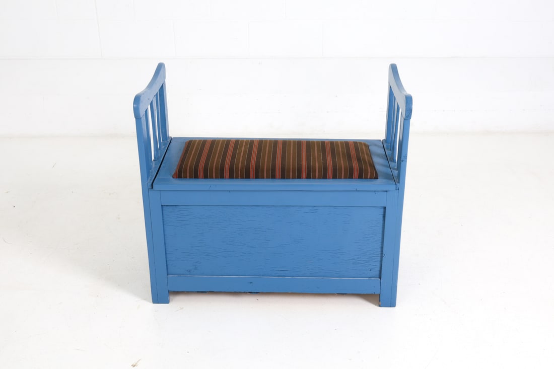 SWEDISH PAINTED PINE BENCH C. 1930S - 4