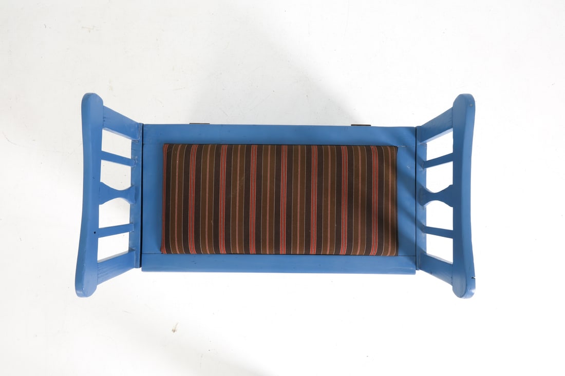 SWEDISH PAINTED PINE BENCH C. 1930S - 6