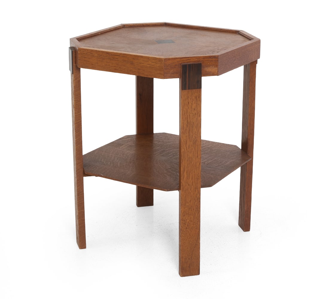 DUTCH ART DECO OAK SIDE TABLE C. 1920S: Dimensions: H 26" x W 20" x D 20". Condition: Few faint water spots to top. Wear consistent with age and use. PT193