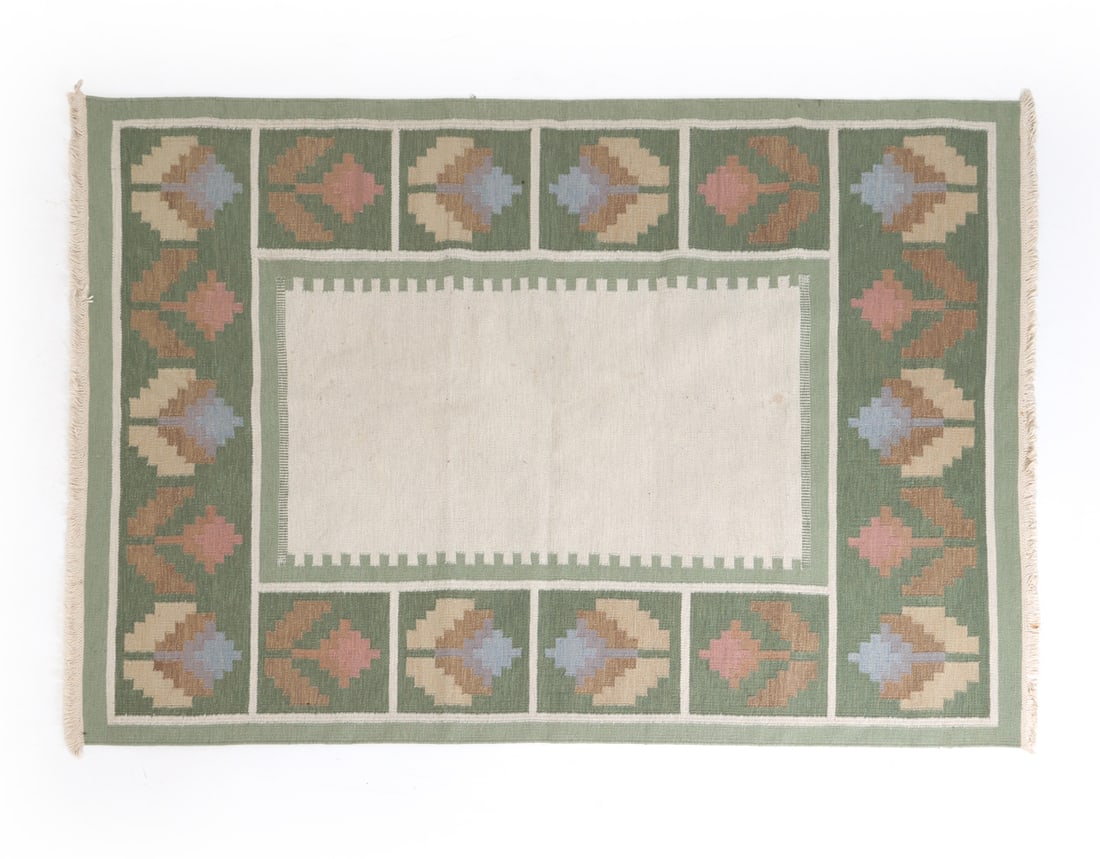 VINTAGE SWEDISH ROLLAKAN FLATEWEAVE RUG C. 1960S: Dimensions: L 112" x W 78". Condition: Sun fading. Few discolored spots. Wear consistent with age and use. PT152