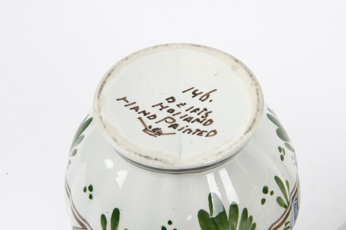 DELFT CERAMIC GROUPING - 13