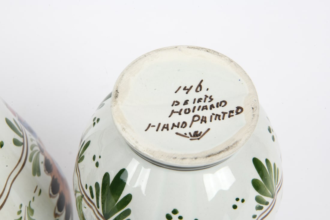 DELFT CERAMIC GROUPING - 14