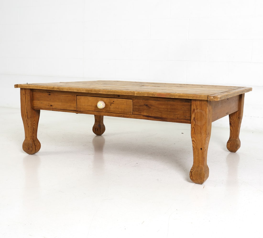 ANTIQUE PINE COFFEE TABLE - 2