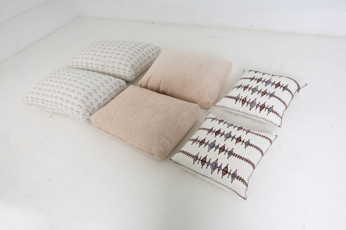 DECORATIVE PILLOW GROUPING - 2