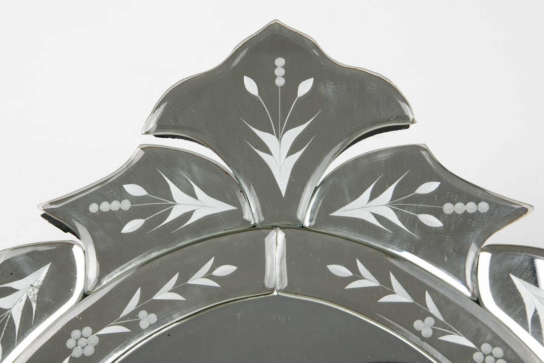 VINTAGE DECORATIVE GROUPING - 11