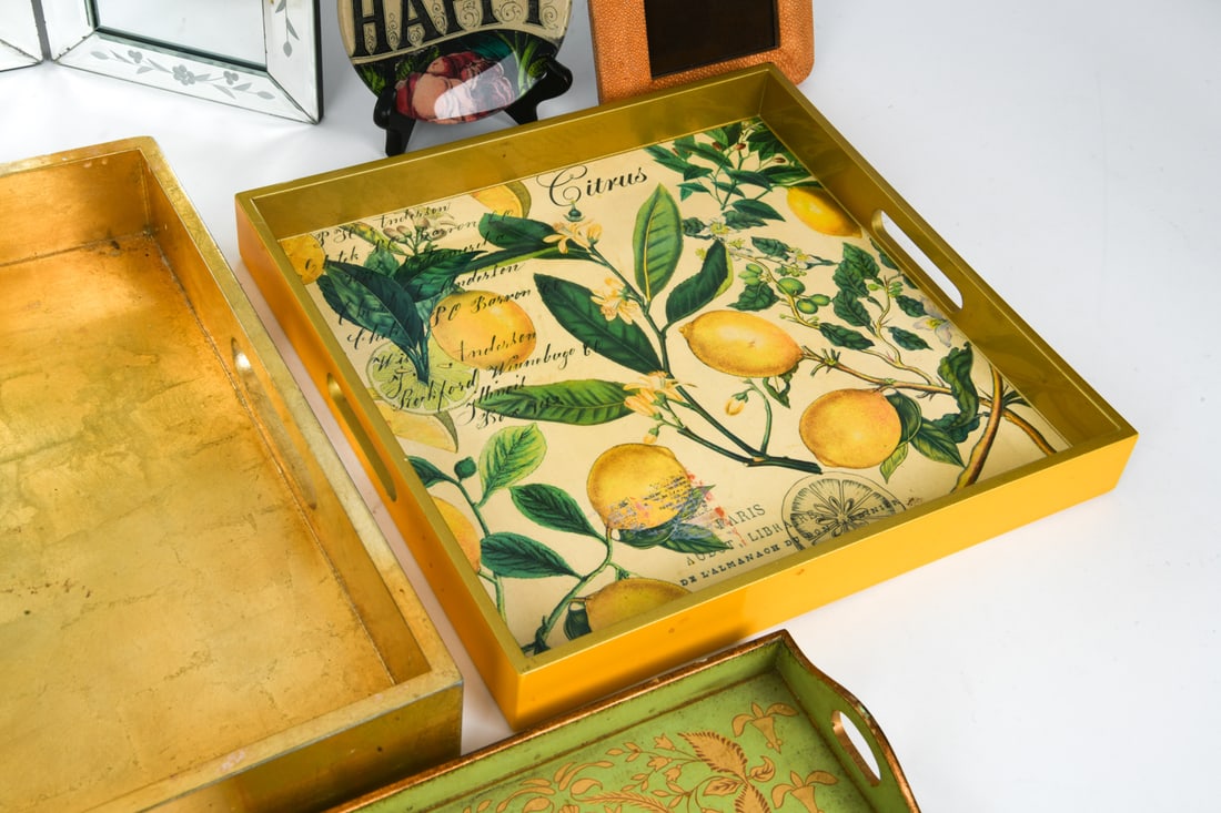 VINTAGE DECORATIVE GROUPING - 4