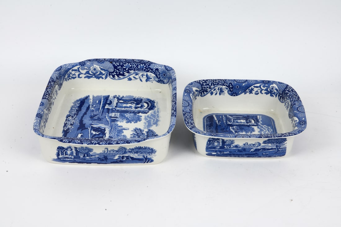 BLUE & WHITE TRANSFERWARE CERAMIC GROUPING - 18