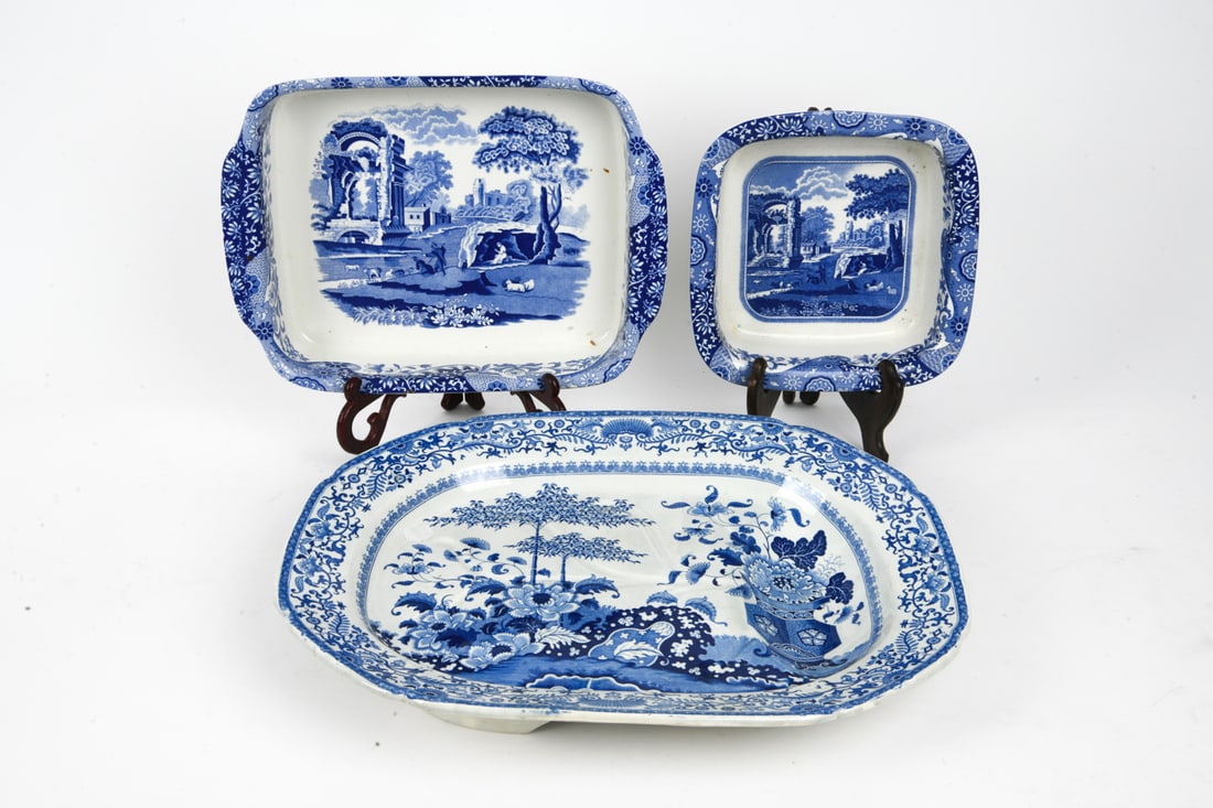 BLUE & WHITE TRANSFERWARE CERAMIC GROUPING - 3