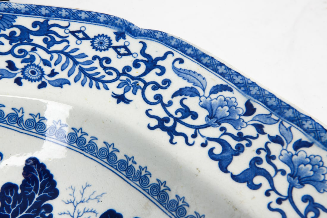 BLUE & WHITE TRANSFERWARE CERAMIC GROUPING - 8