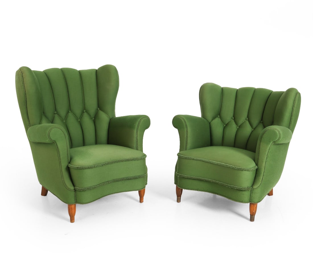 PAIR FRITZ HANSEN STYLE DANISH LOUNGE CHAIRS (1 of 14)