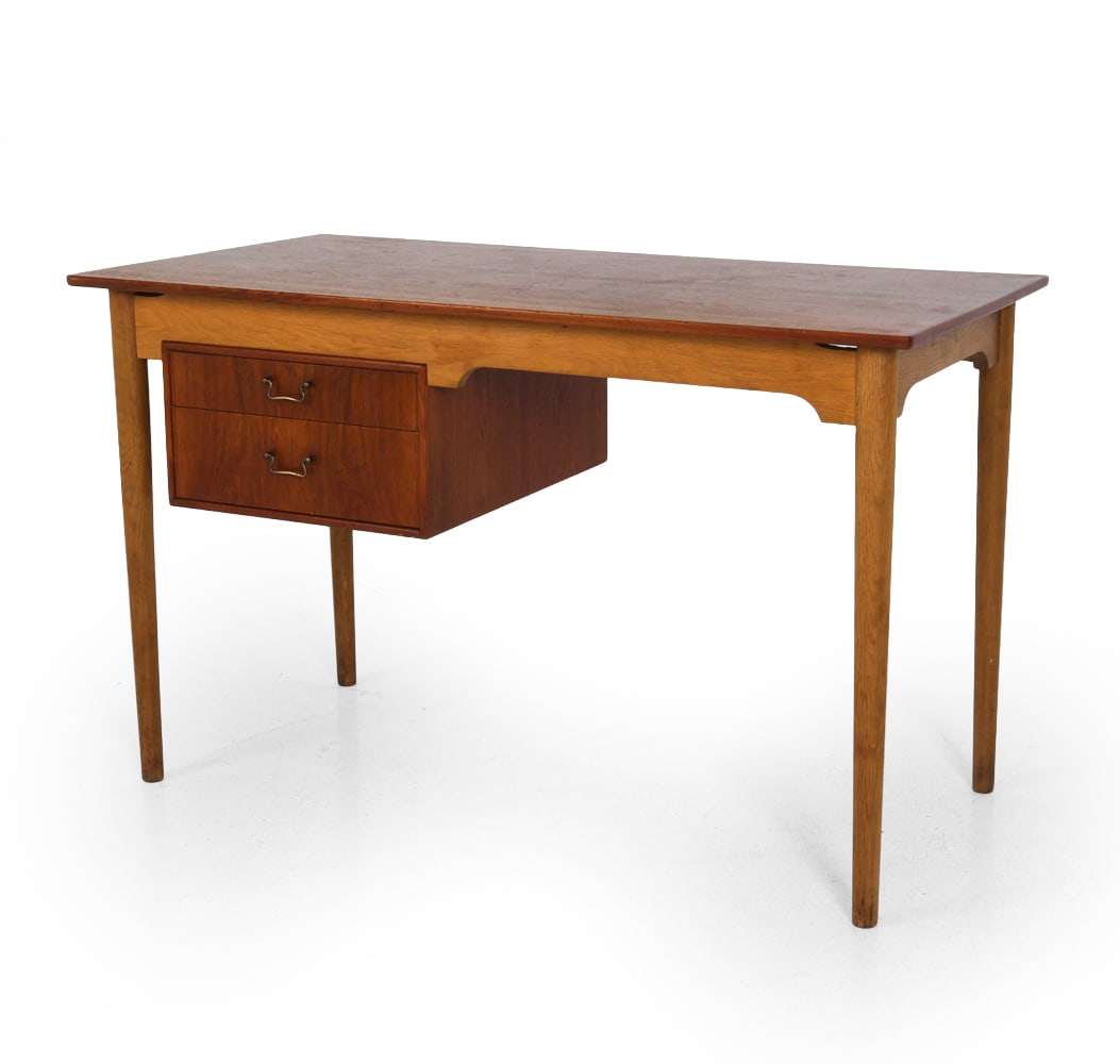 KIRKEGAARD STYLE DANISH TEAK DESK C. 1960S (1 of 18)