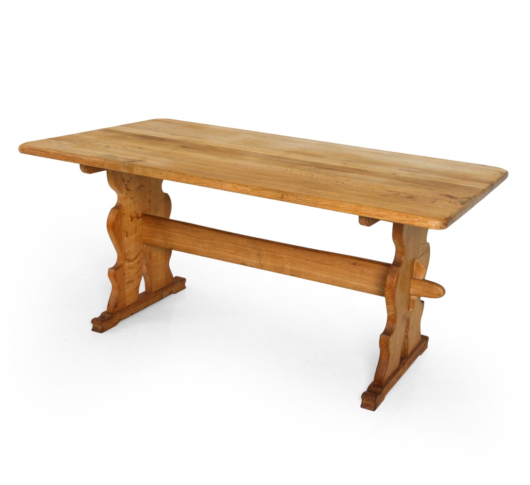HENNING KJAERNULF STYLE DANISH OAK DINING TABLE (1 of 11)