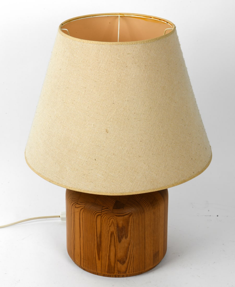 SCANDINAVIAN PINE TABLE LAMP C. 1970S - 2