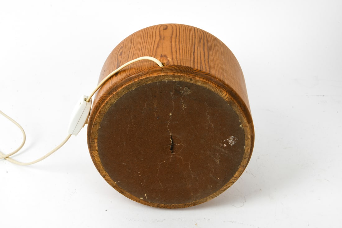 SCANDINAVIAN PINE TABLE LAMP C. 1970S - 9