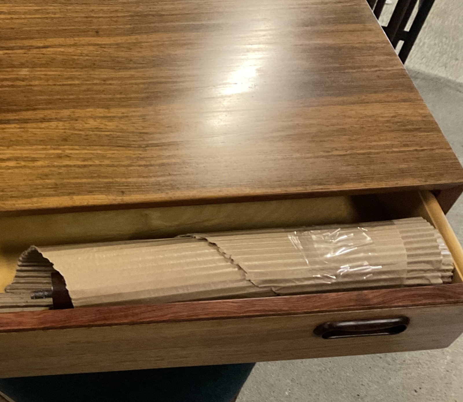 ROSEWOOD ONE DRAWER STAND (1 of 1)