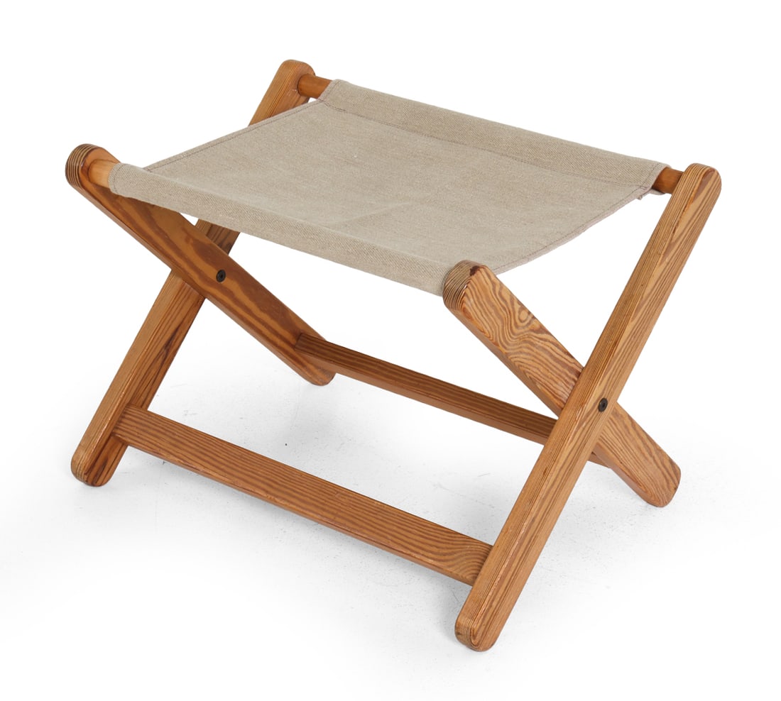 SCANDINAVIAN PINE FOLDABLE STOOL C. 1970S (1 of 11)