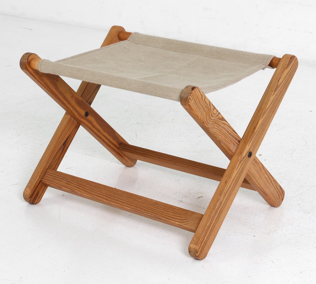 SCANDINAVIAN PINE FOLDABLE STOOL C. 1970S - 2