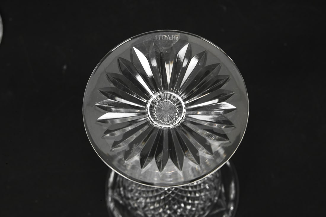 STUART CRYSTAL WINE STEMWARE GROUPING - 8