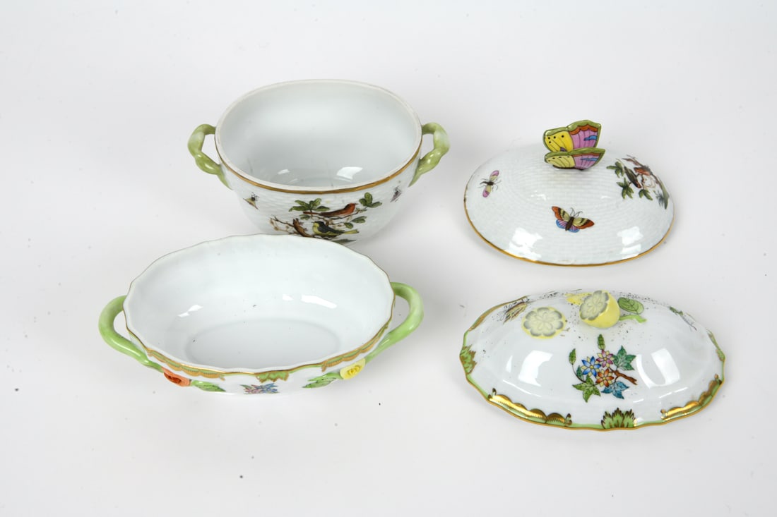 HEREND PORCELAIN GROUPING - 12