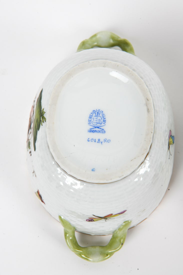 HEREND PORCELAIN GROUPING - 14
