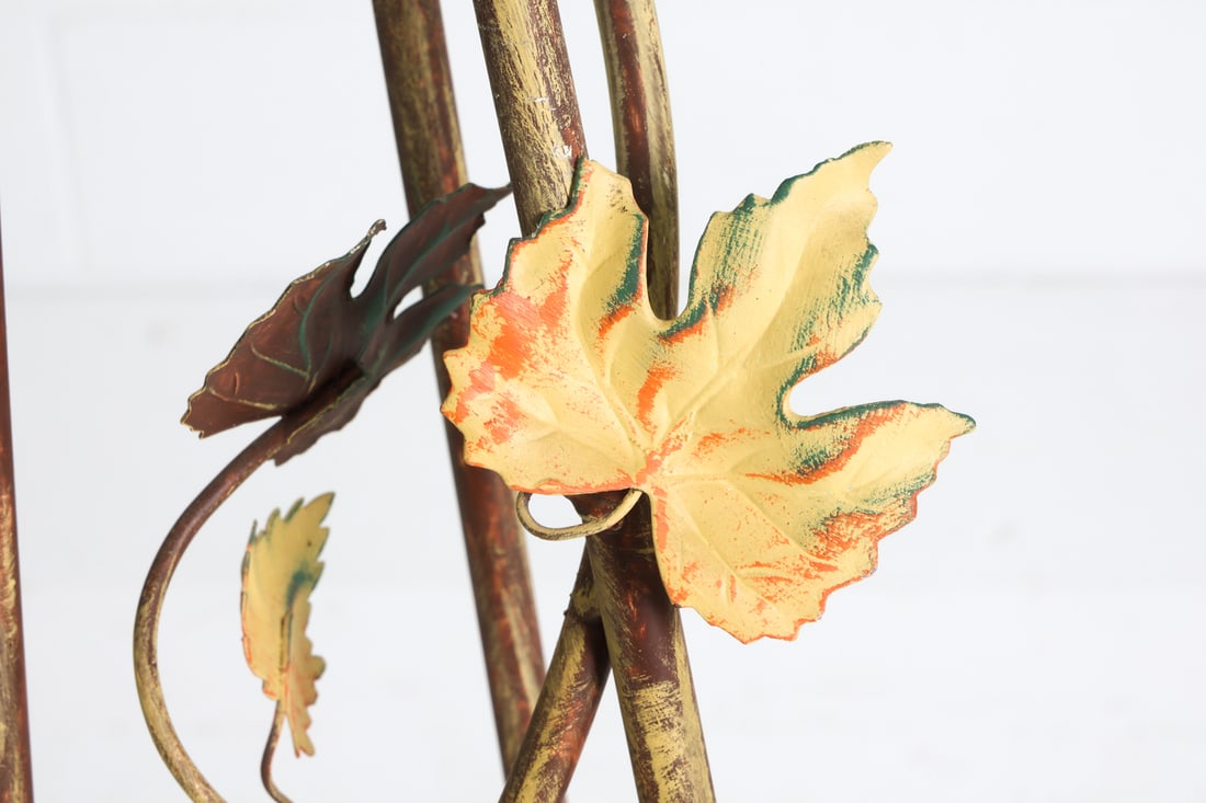 CONTEMPORARY LEAF FLOOR LAMP - 9