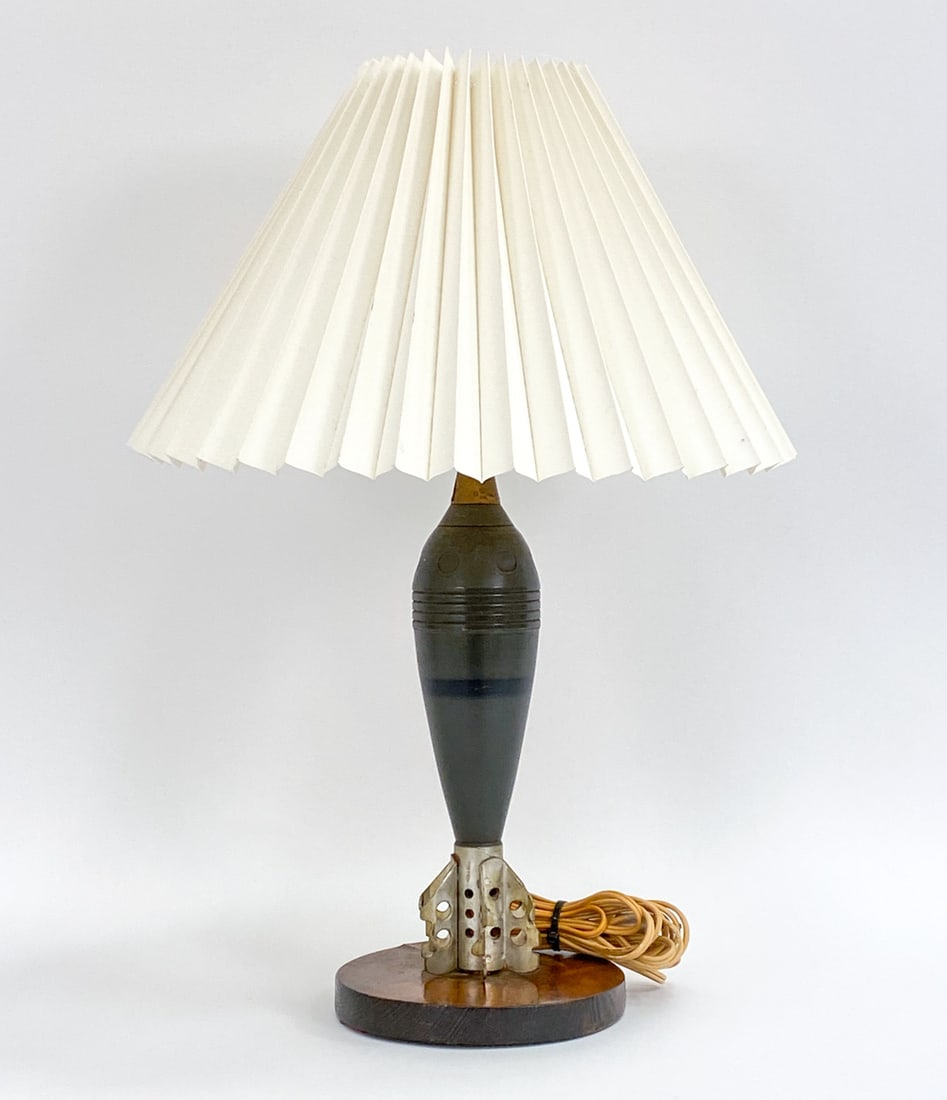 WWII TRENCH ART MORTAR SHELL TABLE LAMP (1 of 13)