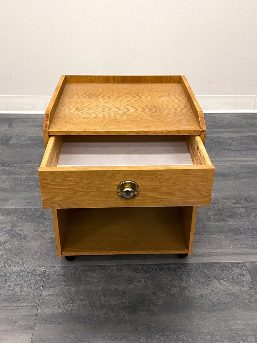 SCANDINAVIAN OAK NIGHTSTAND - 5