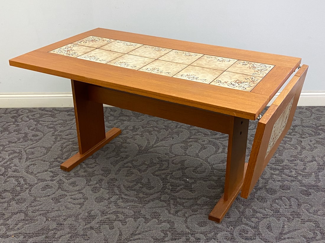 GANGSO MOBLER DANISH TEAK & TILE DINING TABLE (1 of 16)