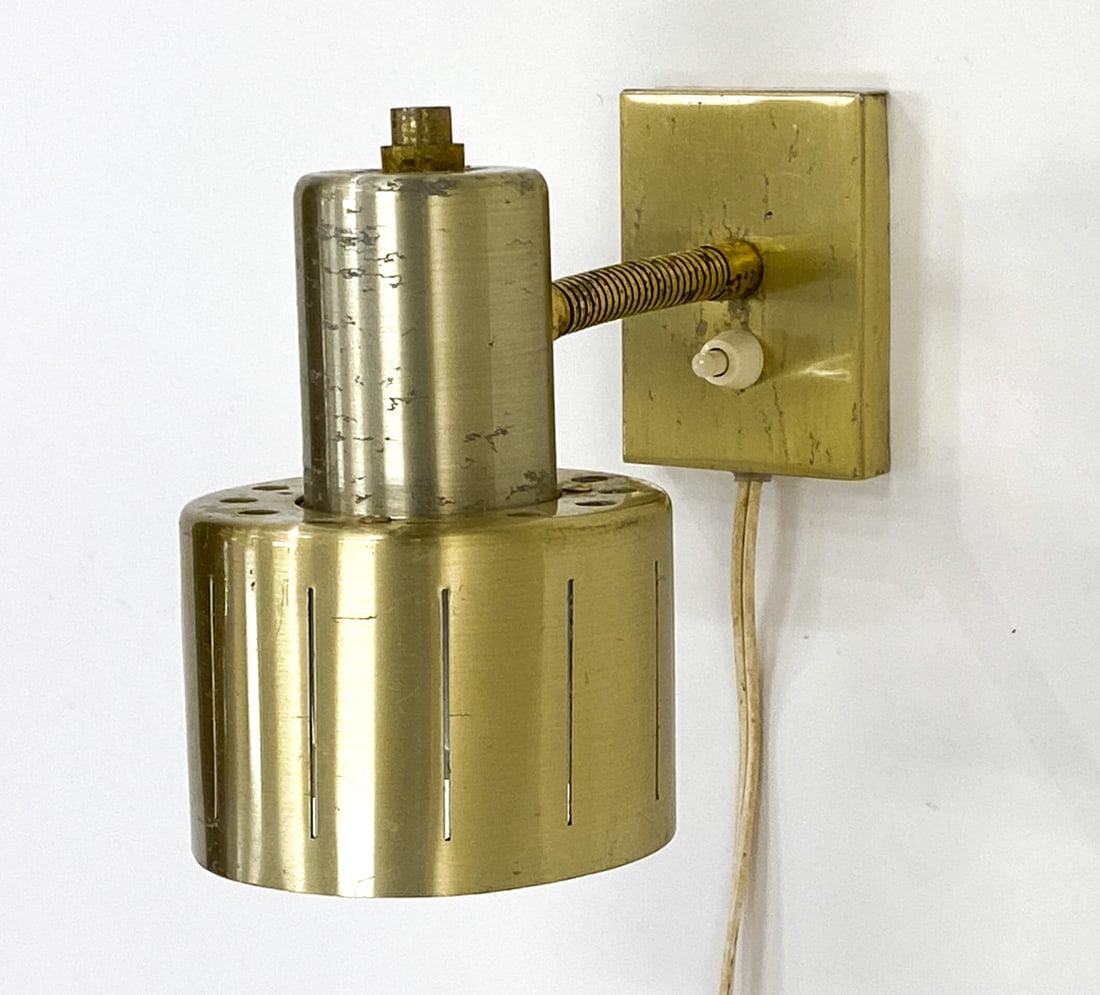 SCANDINAVIAN BRASS TONE SCONCE (1 of 9)