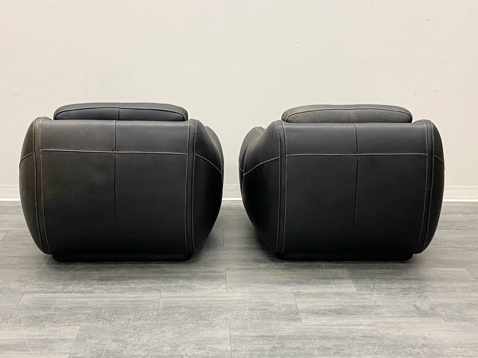 PAIR DE SEDE STYLE LEATHER LOUNGE CHAIRS - 8