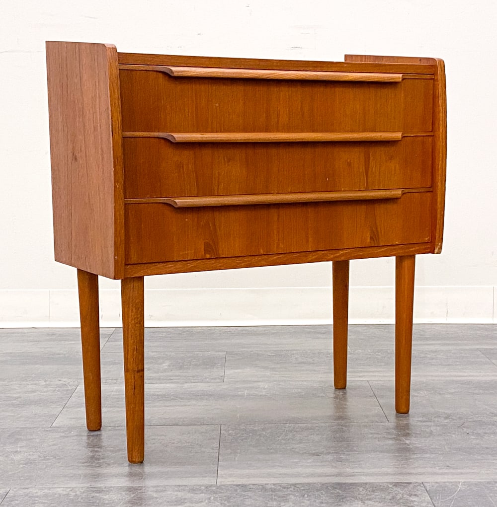 DANISH TEAK CHEST OF DRAWERS C. 1960S (1 of 13)