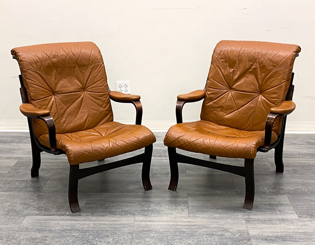 PAIR SCANDINAVIAN BENT WOOD LOUNGE CHAIRS (1 of 14)