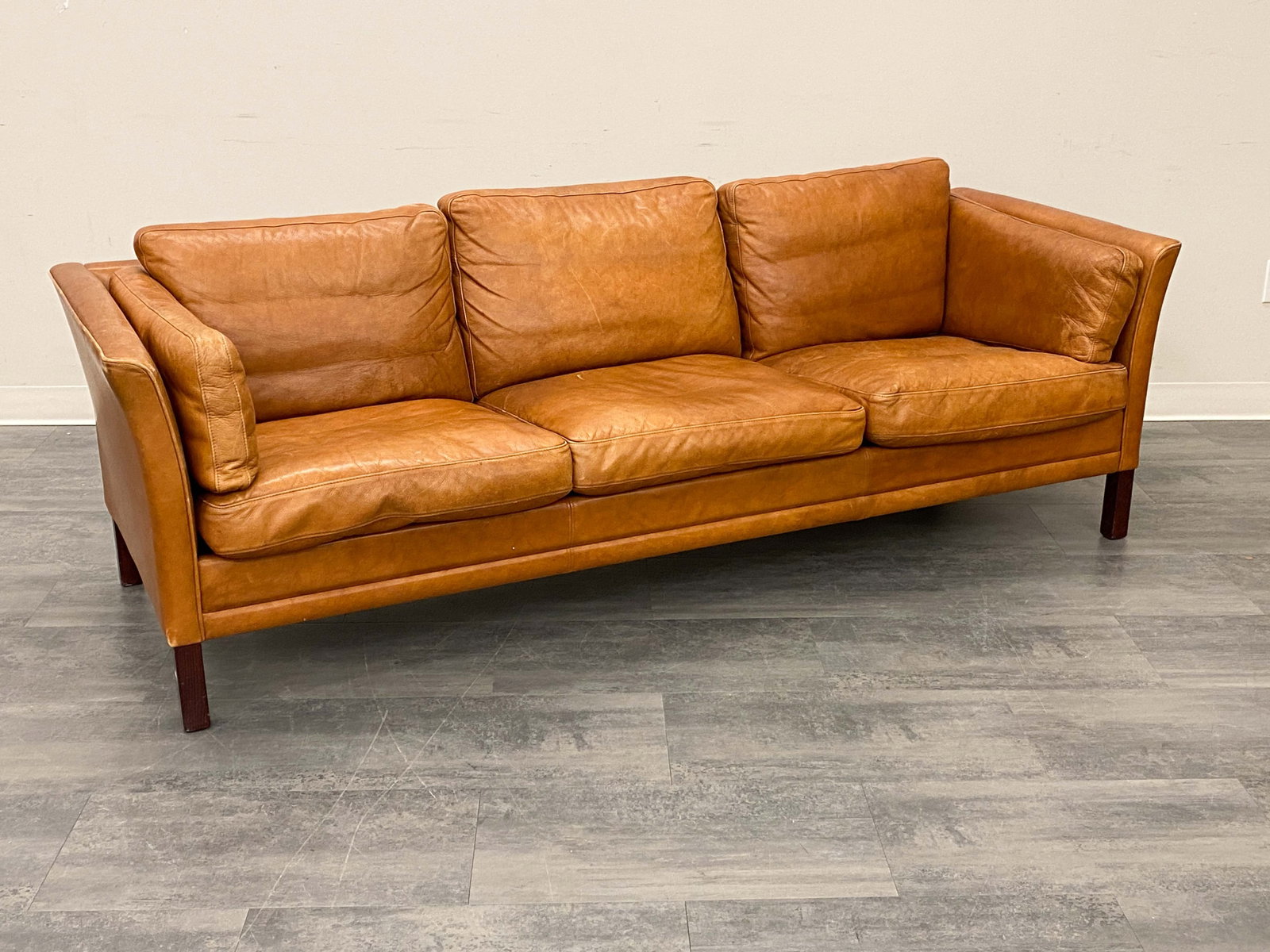 ATTR. BORGE MOGENSEN DANISH LEATHER SOFA C. 1960S (1 of 16)